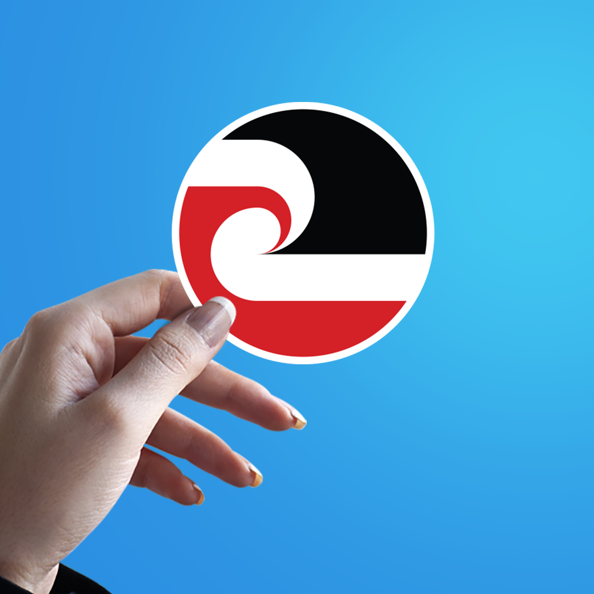 Maori-Round-Flag-Sticker-a